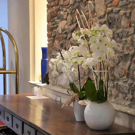 Ponti Hotel Angera