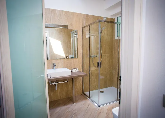 Hotel Ponti Angera