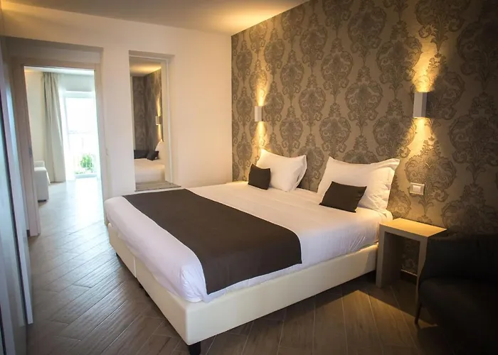 Hotel Ponti Angera