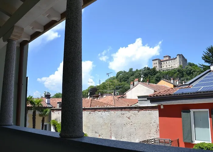 Ponti 3* Angera
