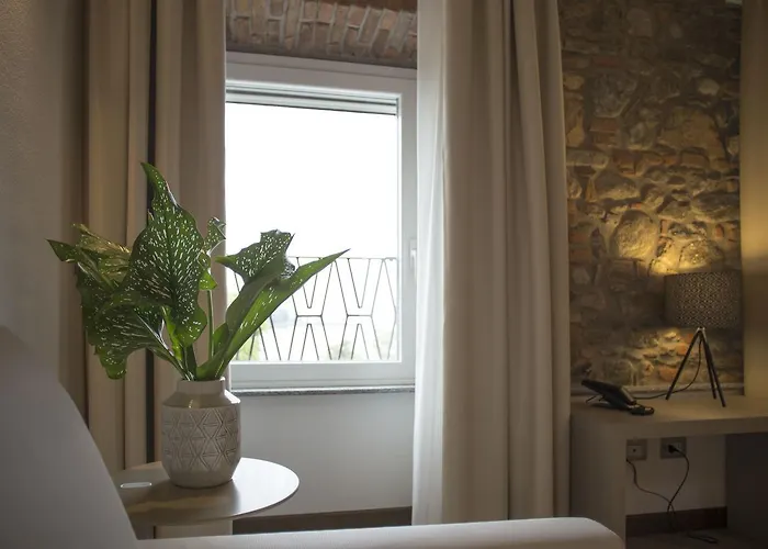 Hotel Ponti Angera