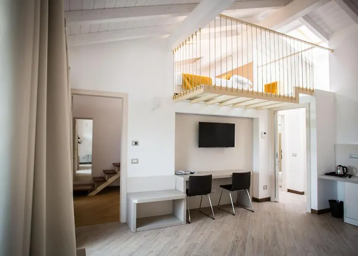 Ponti Hotel Angera
