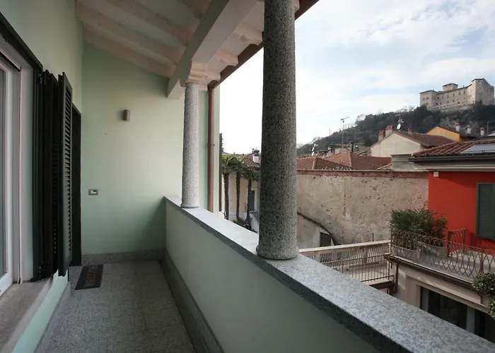 Hotel Ponti Angera
